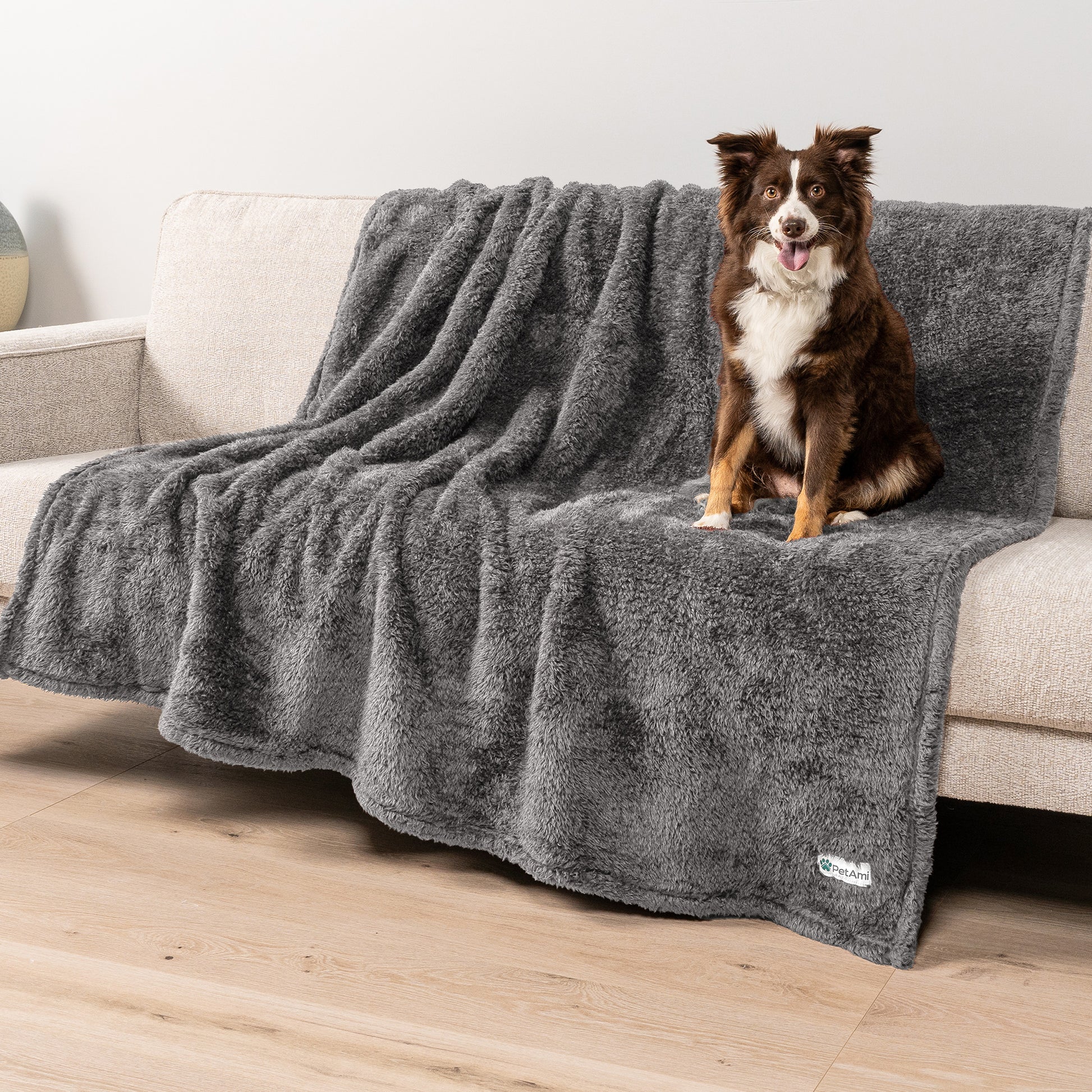 Ultra Soft Sherpa Dog Blanket | Cozy Fleece Blanket for Dogs