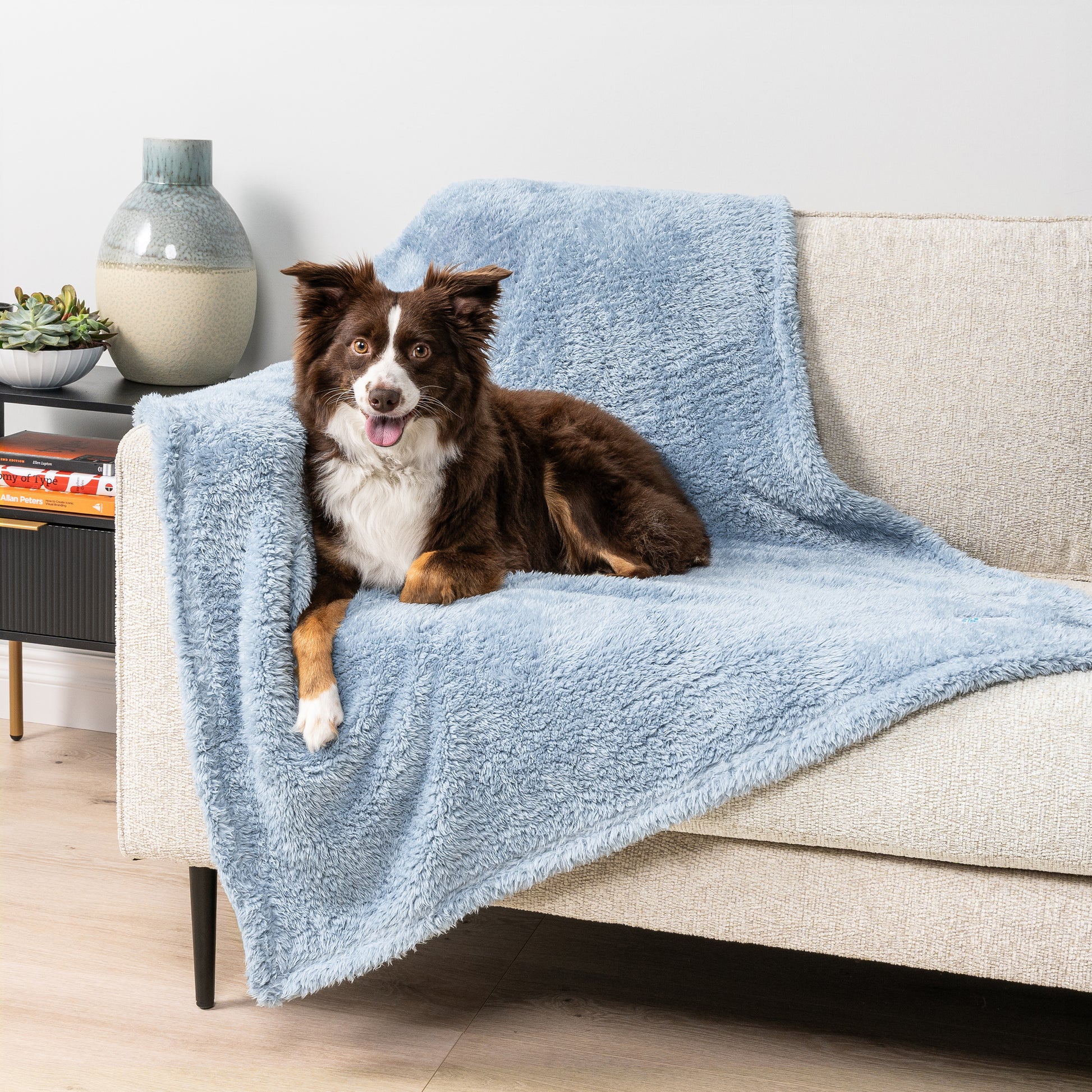 Ultra Soft Sherpa Dog Blanket | Cozy Fleece Blanket for Dogs