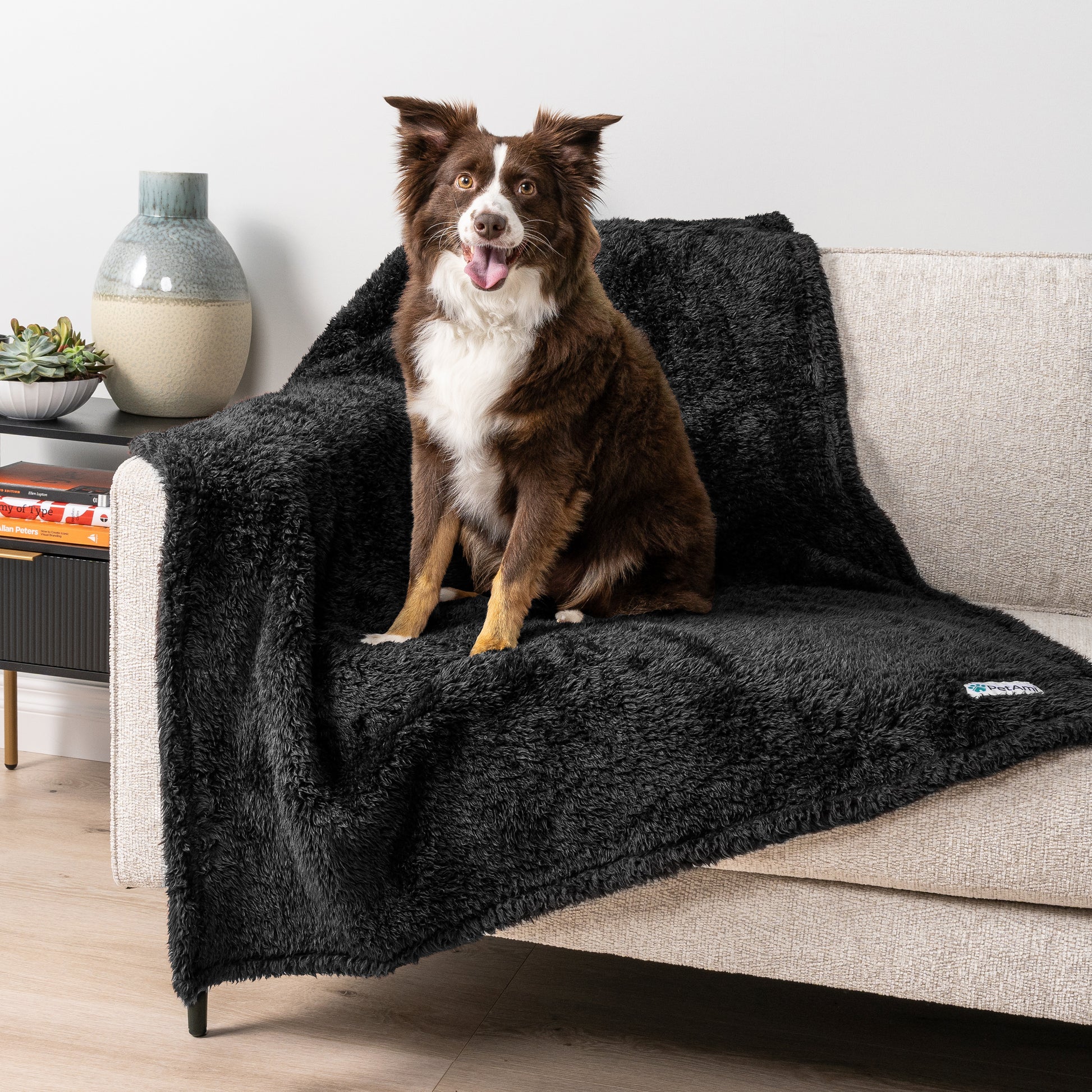 Ultra Soft Sherpa Dog Blanket | Cozy Fleece Blanket for Dogs