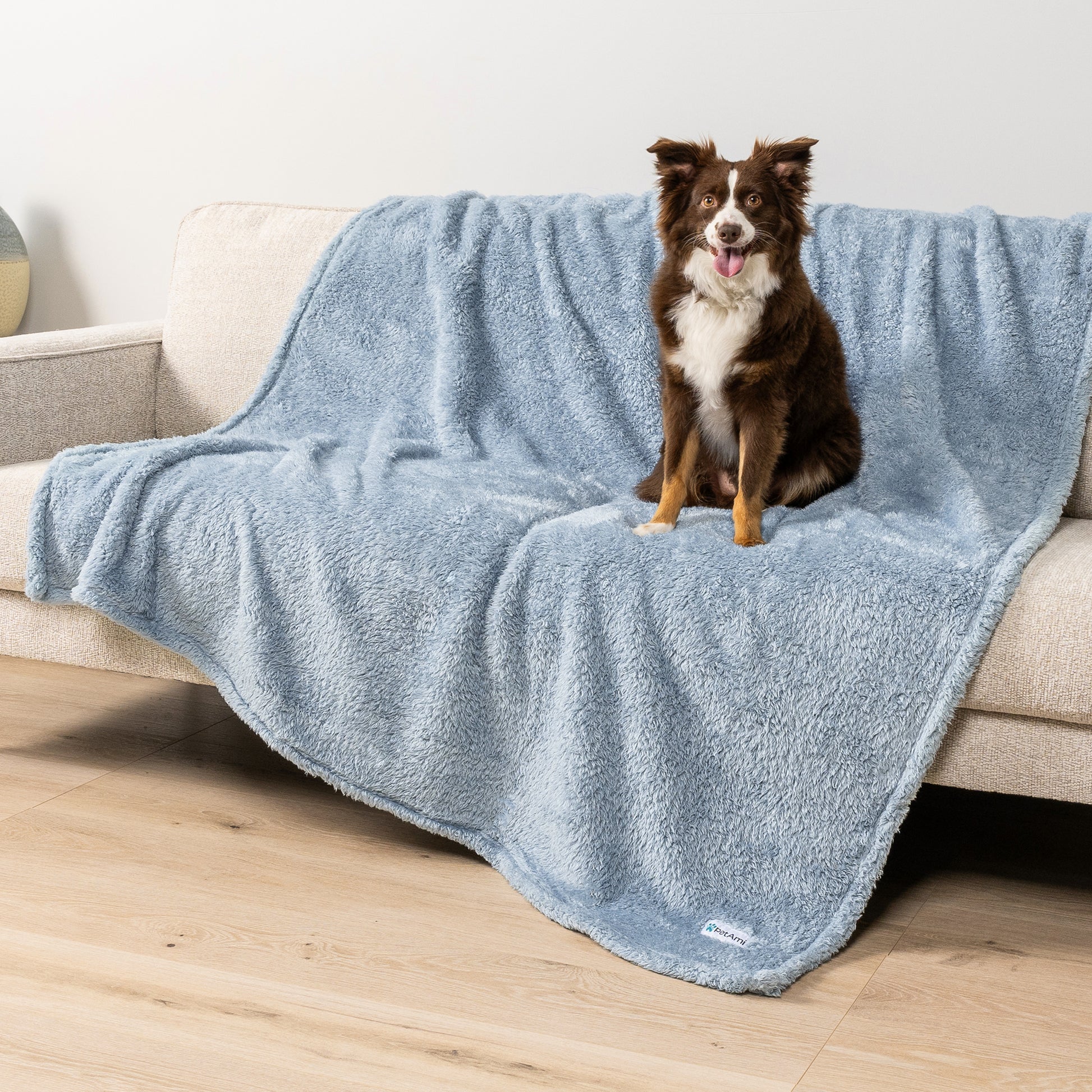 Ultra Soft Sherpa Dog Blanket | Cozy Fleece Blanket for Dogs