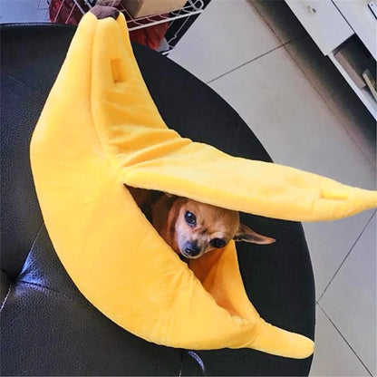 Banana Dog Bed | Cozy Fruit-Shaped Bed with Removable Cushion